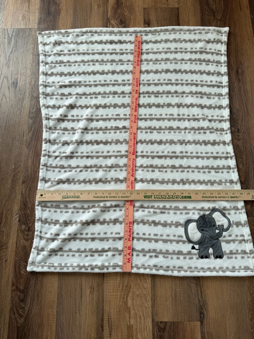 Lambs & Ivy Jungle Safari White/Tan Plush Minky Elephant Nursery Baby Blanket - Picture 2 of 6